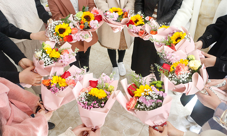 愛在三八節(jié)，情暖半邊天——濟(jì)南賽成為女員工送上節(jié)日祝福
